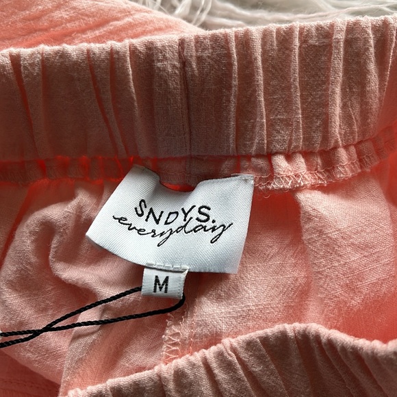 REVOLVE X SNDYS Utility Shorts size Medium - Picture 6 of 7